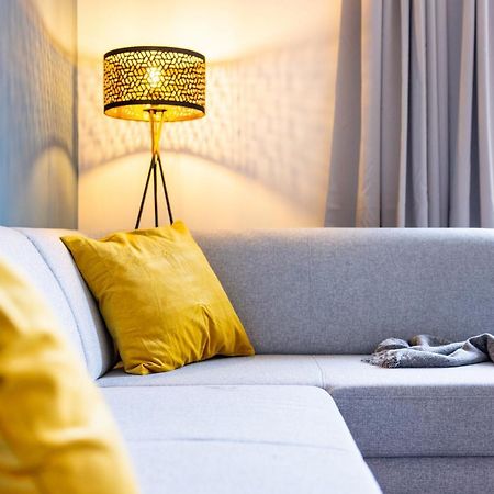 E&K Living - Design Apartment - 2 Bedrooms - Kitchen - Free Parking Augsbourg Extérieur photo
