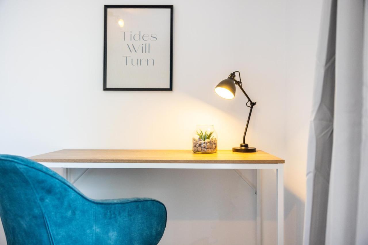 E&K Living - Design Apartment - 2 Bedrooms - Kitchen - Free Parking Augsbourg Extérieur photo
